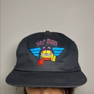 Top Dad New vintage Black Cap with Garfield Embroidered Design